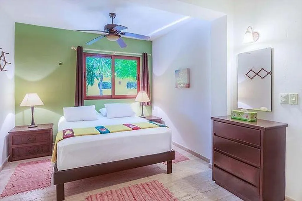 Beautifully Decorated, Modern Villa! Located Close To Downtown Isla Mujeres!!! 0*,