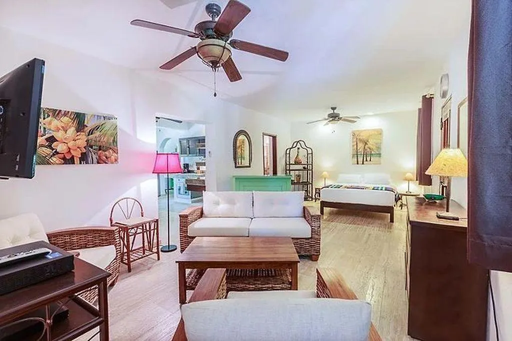 Beautifully Decorated, Modern Villa! Located Close To Downtown Isla Mujeres!!! Mexique